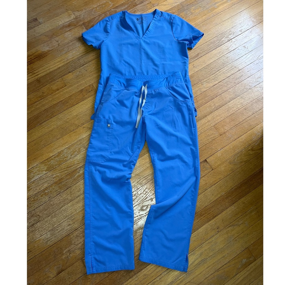 Figs scrub set Ceil blue. Small/small petit.